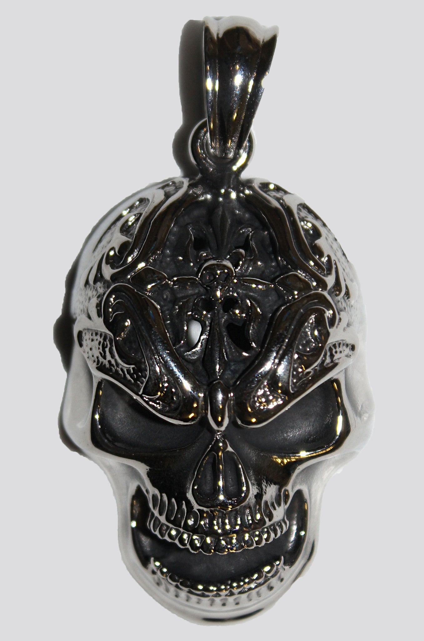 Stainless Steel Large Skull Pendant- UDINC0464