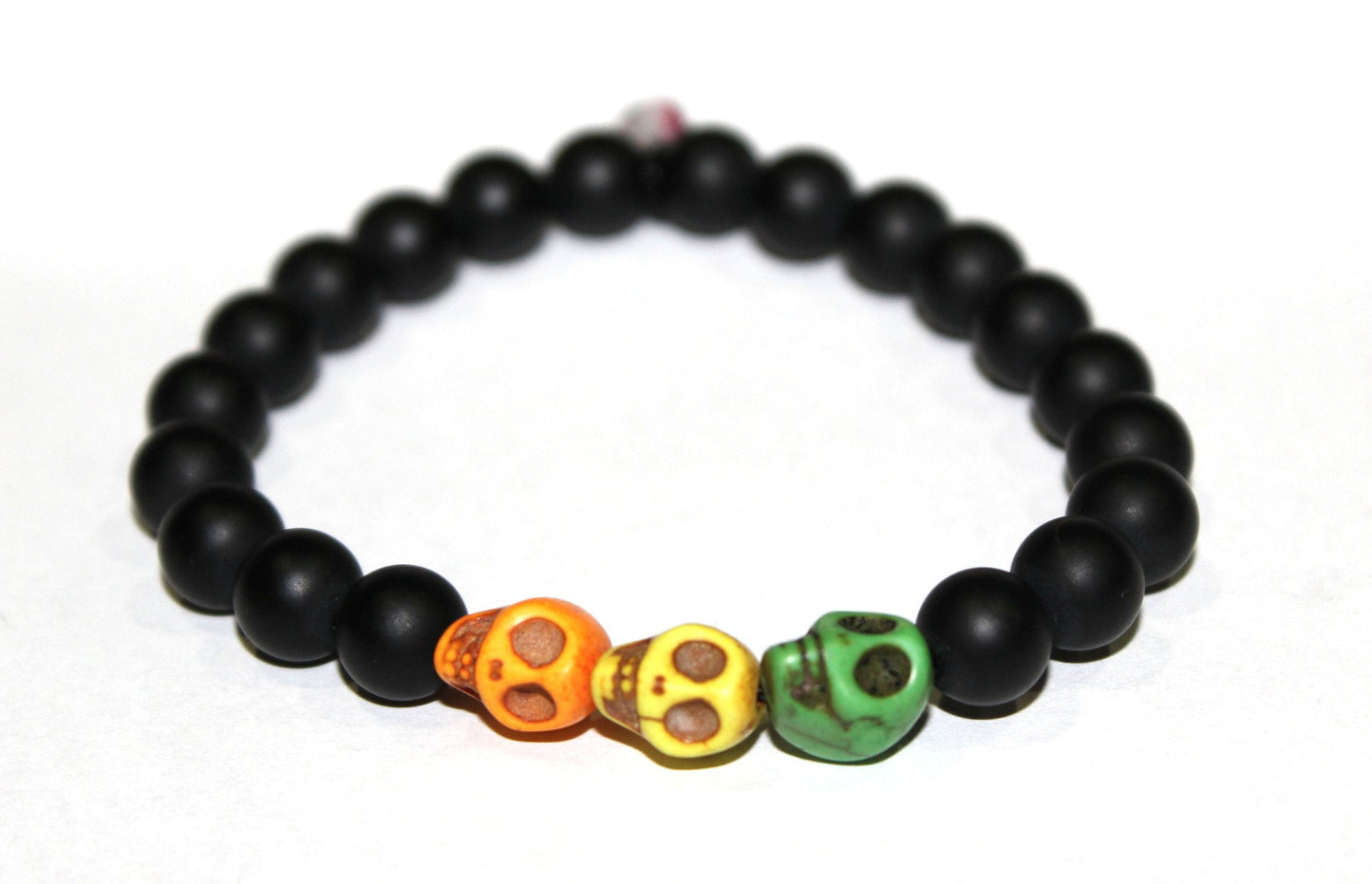 Black Onyx Bead Bracelet with Skulls Beads- UDINC0440
