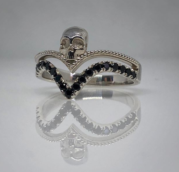 Double V Ring- UDINC0661