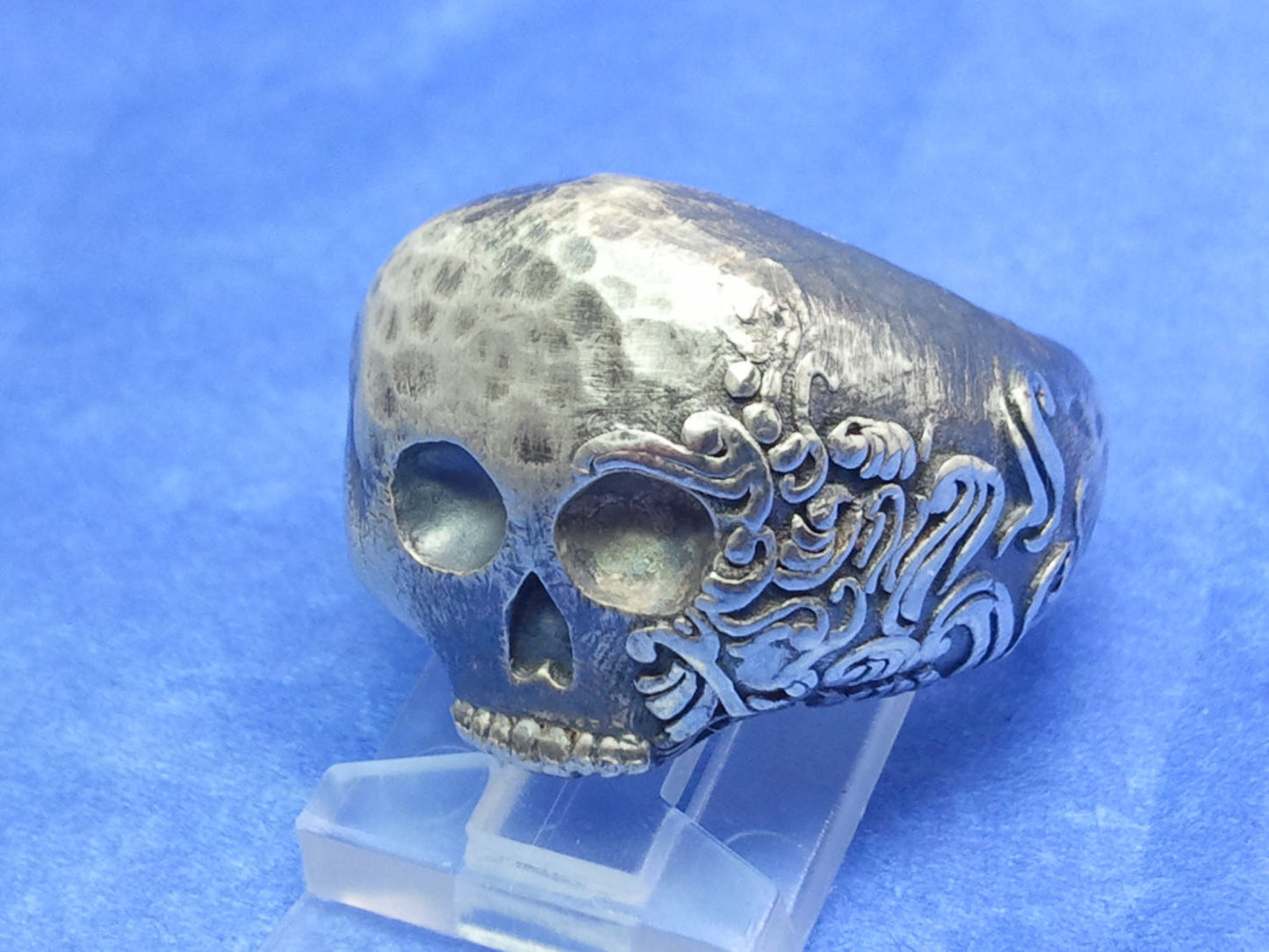 Hammered Fiji Skull Ring-UDINC0023