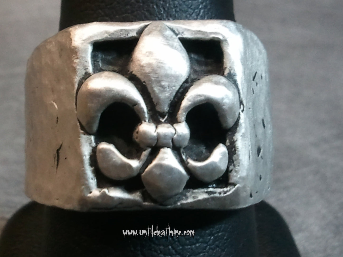 Until Death, Inc. Fleur De Lis Brushed Hammered  Heavy 925 Sterling Silver Ring.-UDINC0022