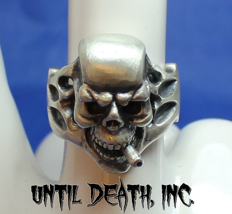 Cigar Smoking Skull -UDINC0026