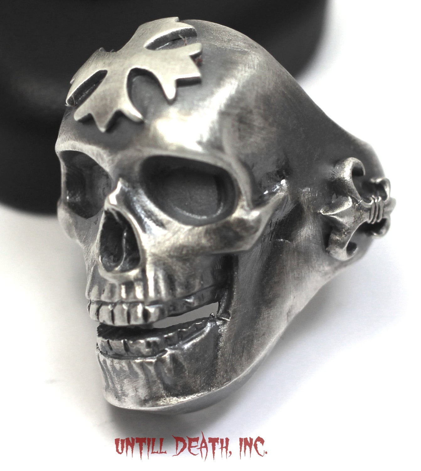 Maltese Cross &Fleur de Lis "Big Daddy" Biker Skull Ring. 925 Sterling Silver-UDINC0005