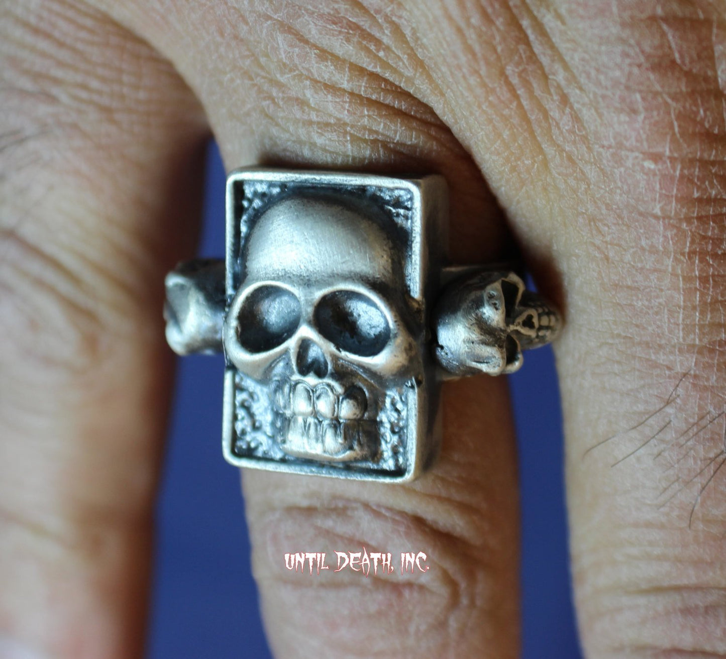 Skull Phantom-UDINC0017