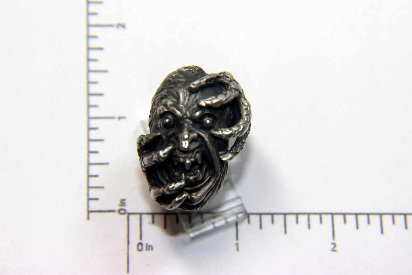 The Screaming Thing Ring