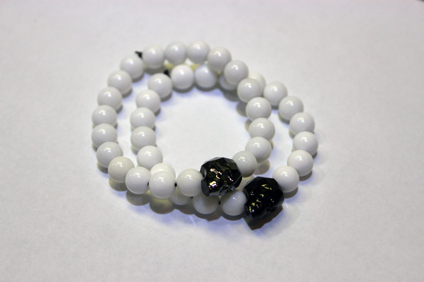 White Agate Bead Bracelet with Swarovski Crystal Skulls- UDINC0440